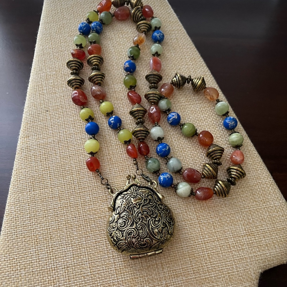 Vintage Style Multicolor Beaded Necklace
